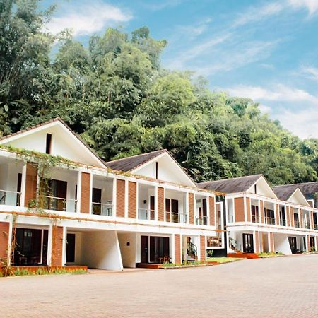Lembah Permai Resort Sindanglaya Экстерьер фото