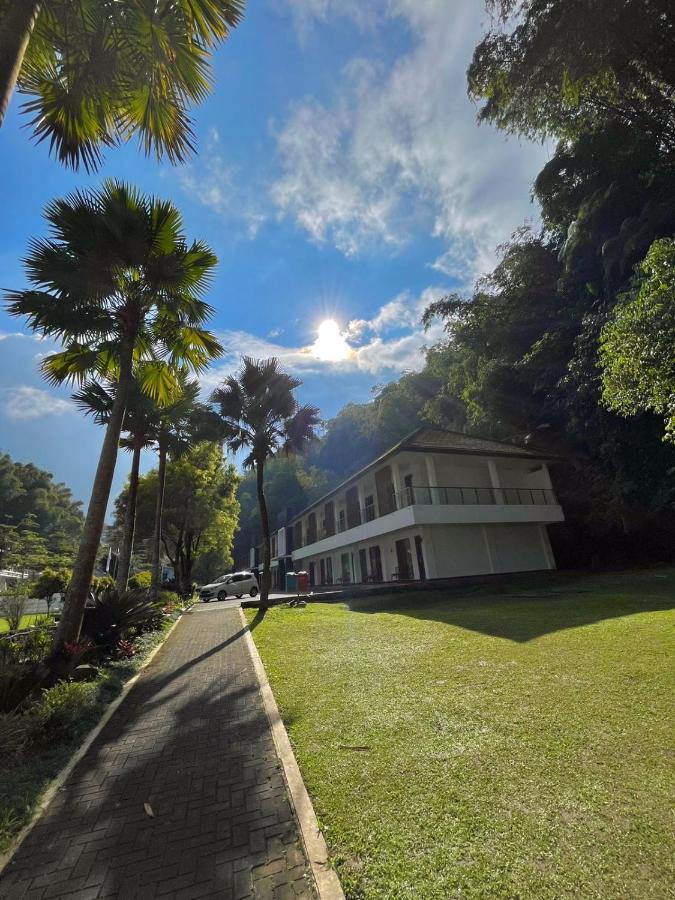 Lembah Permai Resort Sindanglaya Экстерьер фото
